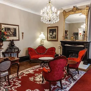 Le Clos Saint-louis 3*, Quebec City Canada